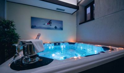 Imagine pentru Hotel Bulevard 3* valabile pentru Paste  2026