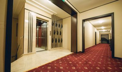 Imagine pentru Hotel Bulevard 3* valabile pentru Paste  2026