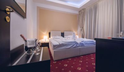 Imagine pentru Hotel Bulevard 3* valabile pentru Paste  2026