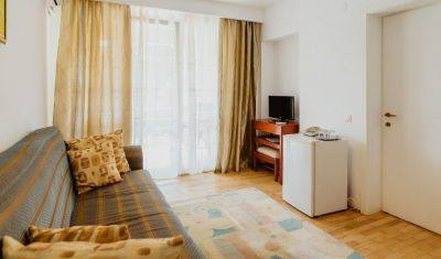 Imagine pentru Hotel Carmen Eforie Nord 3* valabile pentru Paste  2026