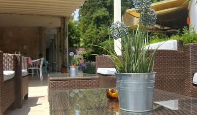 Imagine pentru Hotel Carmen Eforie Nord 3* valabile pentru Paste  2026