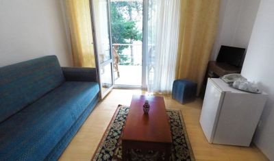 Imagine pentru Hotel Carmen Eforie Nord 3* valabile pentru Paste  2026