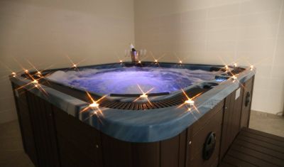 Imagine pentru Hotel Carmen Predeal 4* valabile pentru Paste  2026