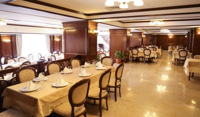 Imagine pentru Hotel Carmen Predeal 4* valabile pentru Paste  2026