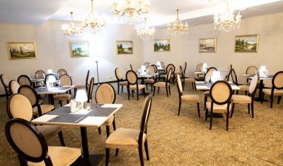 Imagine pentru Hotel Carpathia 4* valabile pentru Paste  2026