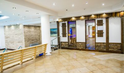 Imagine pentru Hotel Carpathia 4* valabile pentru Paste  2026