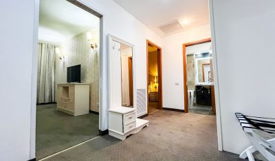 Imagine pentru Hotel Carpathia 4* valabile pentru Paste  2026