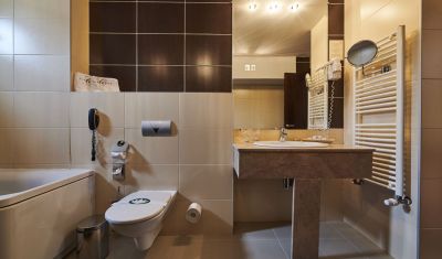 Imagine pentru Hotel Clermont 4*  valabile pentru Paste  2026