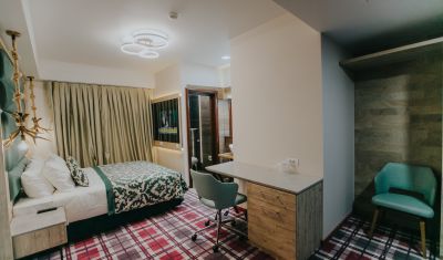 Imagine pentru Hotel Complex Lostrita 4* valabile pentru Paste  2026