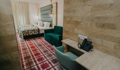 Imagine pentru Hotel Complex Lostrita 4* valabile pentru Paste  2026