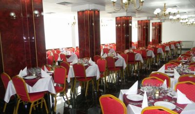 Imagine pentru Hotel Covasna/Cerbul 3* valabile pentru Paste  2026