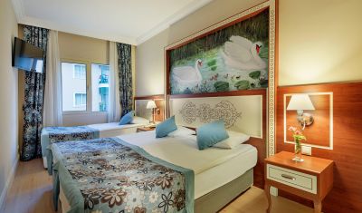 Imagine pentru Hotel Crystal Paraiso Verde Resort & Spa 5* valabile pentru Paste  2026