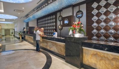 Imagine pentru Hotel Crystal Waterworld Resort & Spa 5* valabile pentru Paste  2026