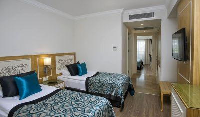 Imagine pentru Hotel Crystal Waterworld Resort & Spa 5* valabile pentru Paste  2026