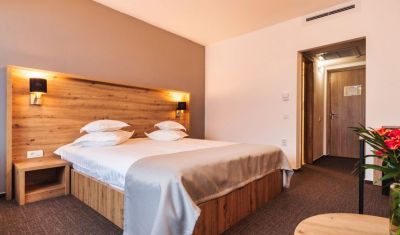 Imagine pentru Hotel Domnitei 3* valabile pentru Paste  2026