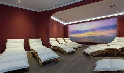 Imagine pentru Hotel Elena 4* valabile pentru Paste  2026