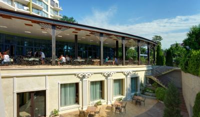 Imagine pentru Hotel Elena 4* valabile pentru Paste  2026