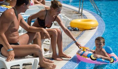 Imagine pentru Hotel Elena 4* valabile pentru Paste  2026