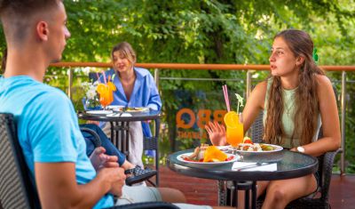 Imagine pentru Hotel Elpida Beach (fost Vemara Beach) 4*  valabile pentru Paste  2026