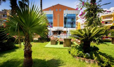 Imagine pentru Hotel Fame Beach 4* valabile pentru Paste  2026