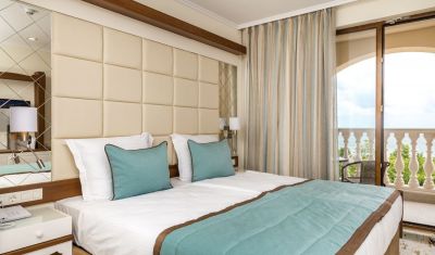 Imagine pentru Hotel Festa Via Pontica Resort 4*  valabile pentru Paste  2026