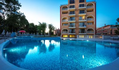 Imagine pentru Hotel Festa Via Pontica Resort 4*  valabile pentru Paste  2026