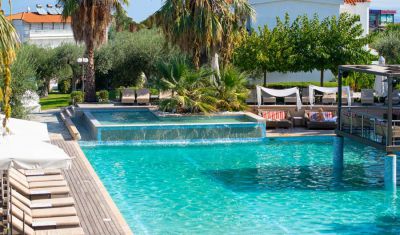 Imagine pentru Hotel Flegra Palace 4* valabile pentru Paste  2026