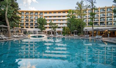 Imagine pentru Hotel HVD Club Bor 4*  valabile pentru Paste  2026