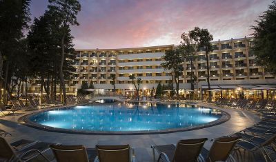 Imagine pentru Hotel HVD Club Bor 4*  valabile pentru Paste  2026