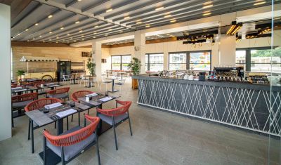 Imagine pentru Hotel HVD Reina del Mar 5* valabile pentru Paste  2026