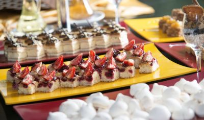 Imagine pentru Hotel HVD Viva Club 4*  valabile pentru Paste  2026