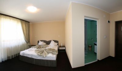 Imagine pentru Hotel Iri 3*  valabile pentru Paste  2026