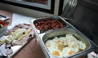 Imagine pentru Hotel Iri 3*  valabile pentru Paste  2026