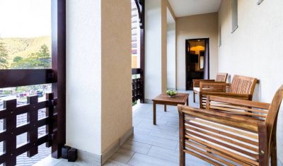 Imagine pentru Hotel Izvoare 4* valabile pentru Paste  2026