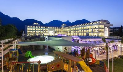 Imagine pentru Hotel Karmir Resort & Spa 5*  valabile pentru Paste  2026