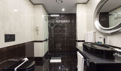 Imagine pentru Hotel Karmir Resort & Spa 5*  valabile pentru Paste  2026