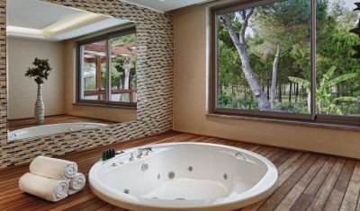 Imagine pentru Hotel Kaya Palazzo Golf Resort 5*   valabile pentru Paste  2026