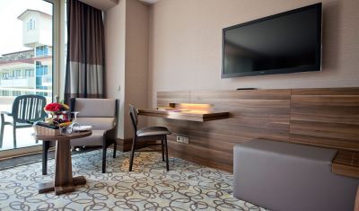 Imagine pentru Hotel Kemer Barut Collection 5*  valabile pentru Paste  2026