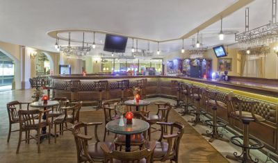 Imagine pentru Hotel Kremlin Palace 5*  valabile pentru Paste  2026