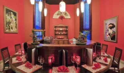 Imagine pentru Hotel Kremlin Palace 5*  valabile pentru Paste  2026