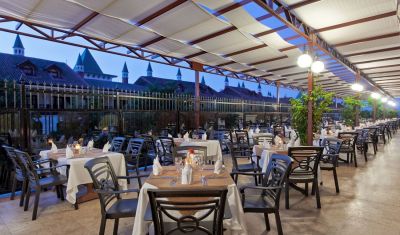 Imagine pentru Hotel Kremlin Palace 5*  valabile pentru Paste  2026