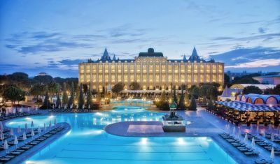 Imagine pentru Hotel Kremlin Palace 5*  valabile pentru Paste  2026