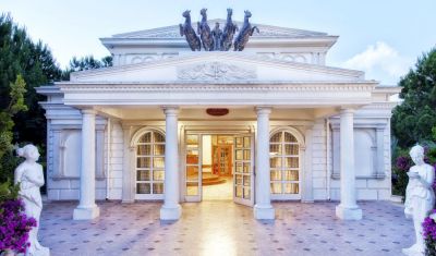 Imagine pentru Hotel Kremlin Palace 5*  valabile pentru Paste  2026