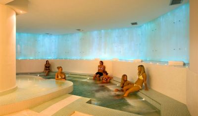 Imagine pentru Hotel Kresten Palace 4* valabile pentru Paste  2026