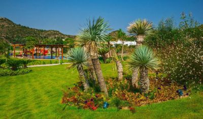 Imagine pentru Hotel La Marquise 5* valabile pentru Paste  2026