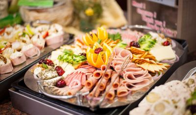 Imagine pentru Hotel Lilia 4* valabile pentru Paste  2026