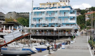 Imagine pentru Hotel Lotos 3*  valabile pentru Paste  2026