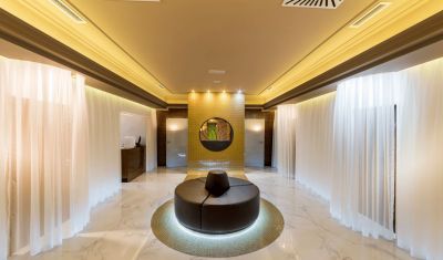 Imagine pentru Hotel Lotus Therm Spa & Luxury Resort 5* valabile pentru Paste  2026