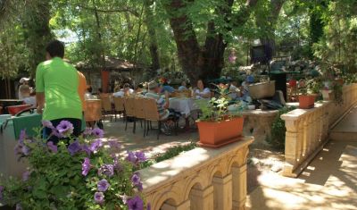 Imagine pentru Hotel Majestic Mamaia 3* valabile pentru Paste  2026