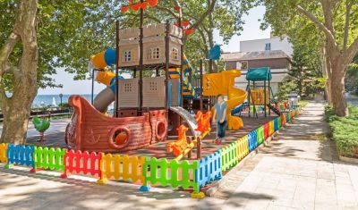 Imagine pentru Hotel Marina 4*  valabile pentru Paste  2026